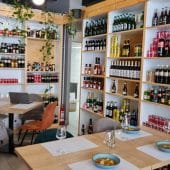 Fine Food gourmet shop & bistro Restocracy