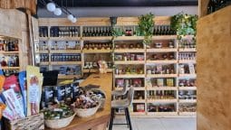 Fine Food gourmet shop & bistro Restocracy