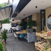 Fine Food gourmet shop & bistro Restocracy