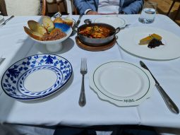 Akos, restaurant mediteraneean in Bucuresti - Restocracy