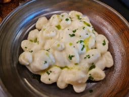 Sciccheria, restaurant italian la Piața Rosetti