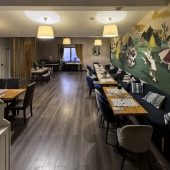 Restaurantul Rare Garden