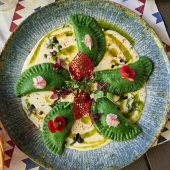 Restaurantul Rare Garden