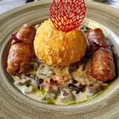 Restaurantul Rare Garden